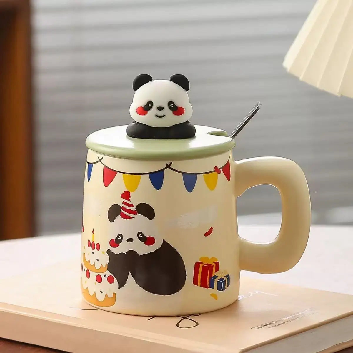 Tasse en Céramique Panda – Avec Couvercle